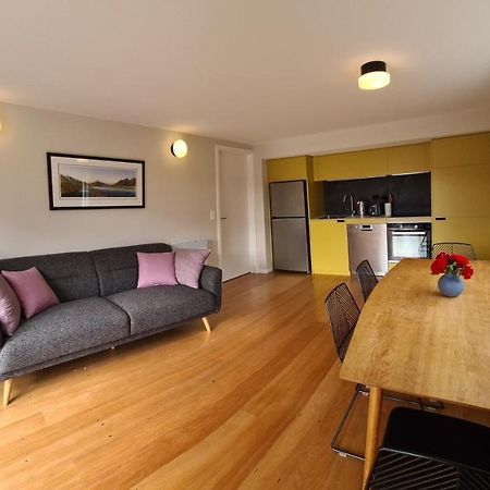 Kowhai Apartment - Private Opposite Golf Course Central Wanaka Dış mekan fotoğraf