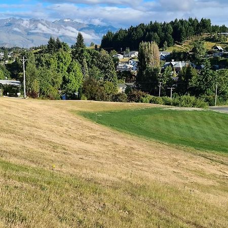 Kowhai Apartment - Private Opposite Golf Course Central Wanaka Dış mekan fotoğraf