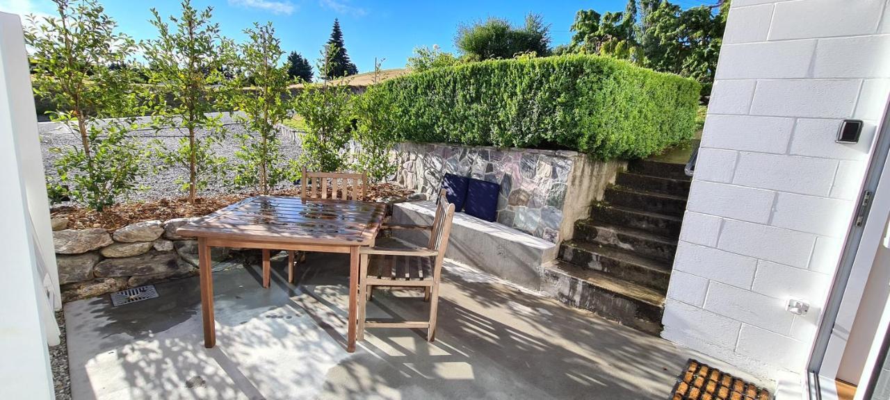 Kowhai Apartment - Private Opposite Golf Course Central Wanaka Dış mekan fotoğraf
